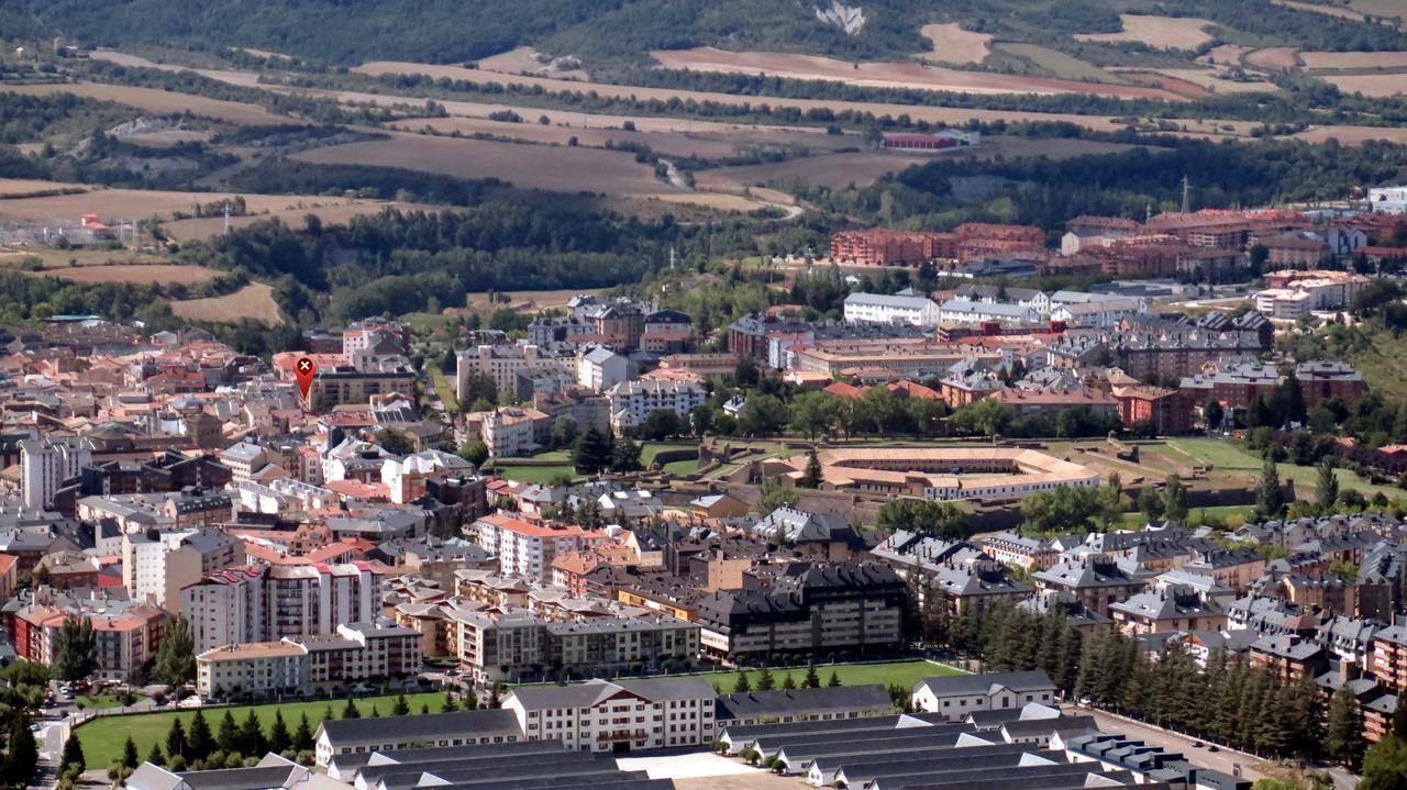 Jaca Centrum 外观 照片